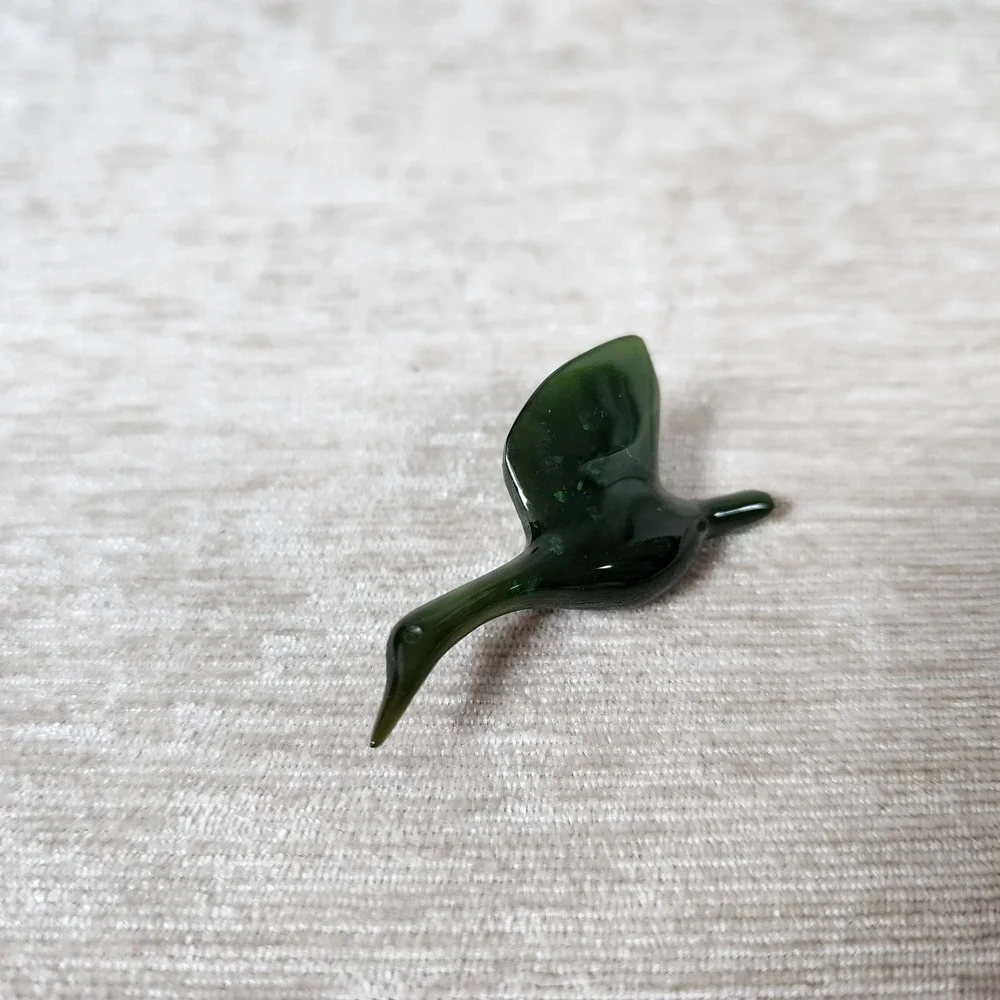 Vintage dark green JADE Flying Goose Duck Pin Brooch